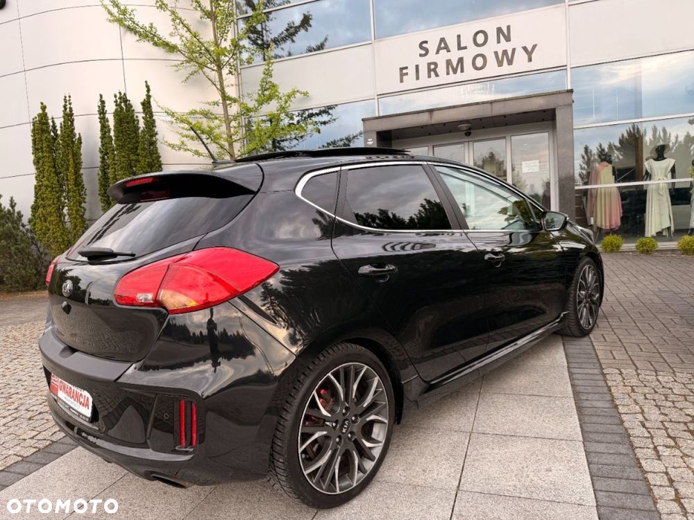 Kia Ceed - 14
