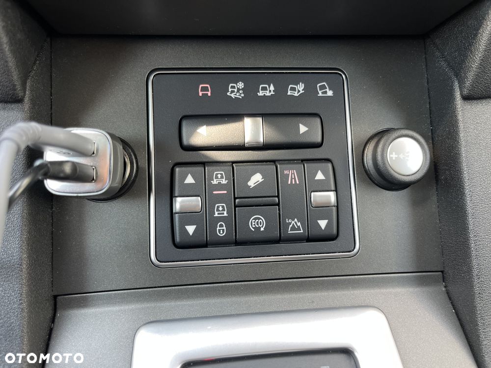 Land Rover Discovery 3.0 SD V6 HSE - 13