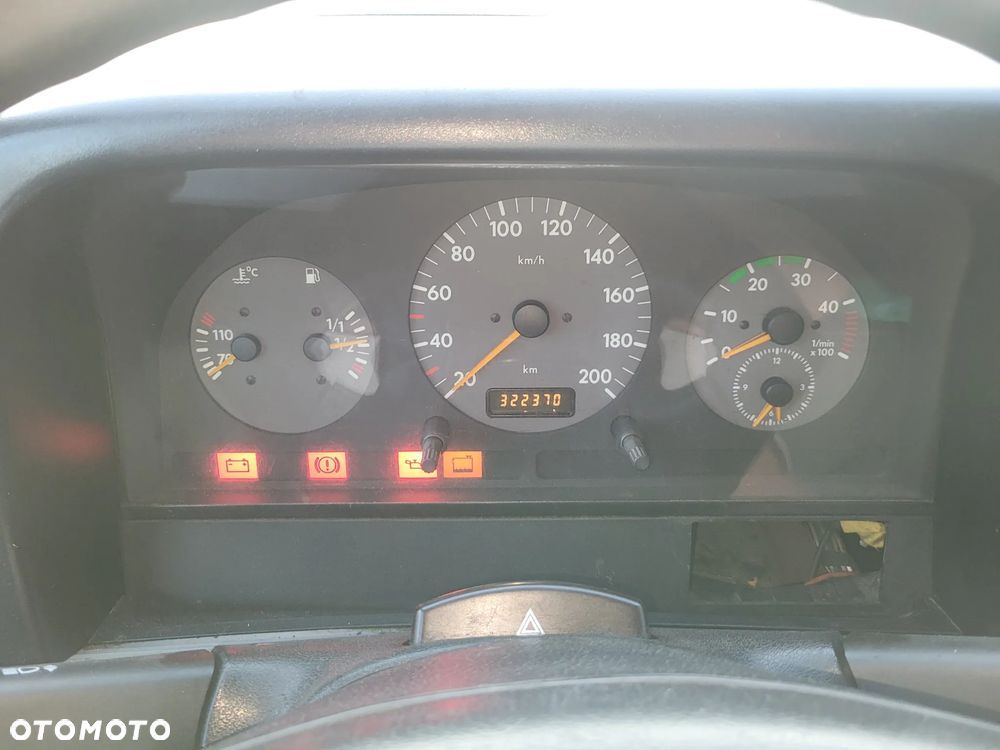 Volkswagen LT - 8