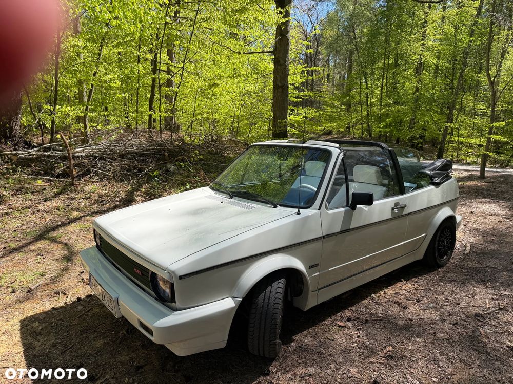 Volkswagen Golf - 8