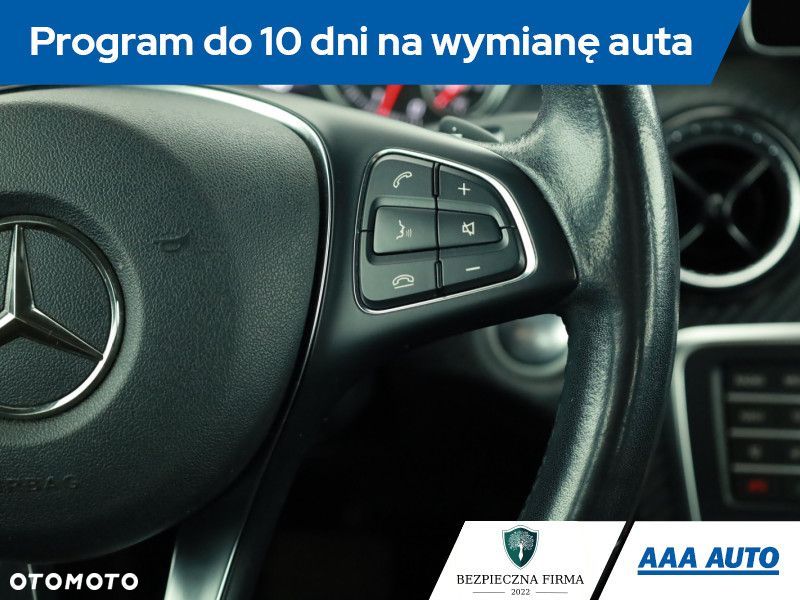 Mercedes-Benz GLA - 20