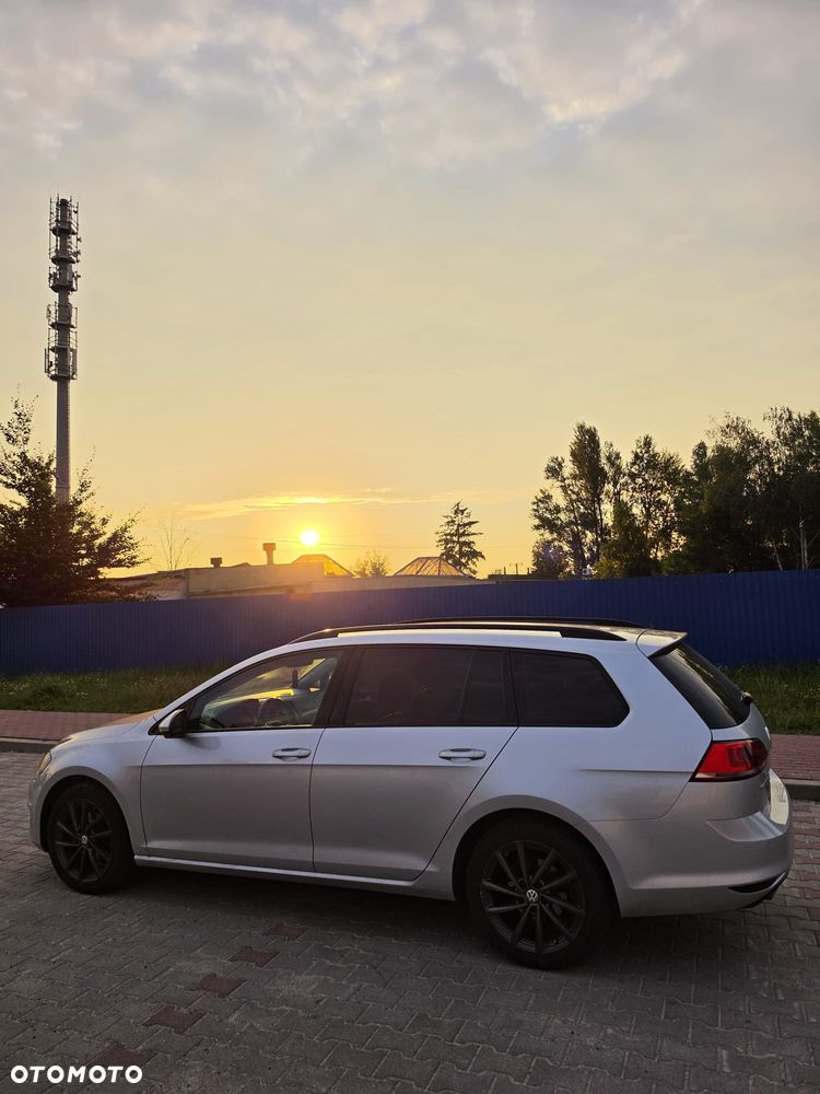 Volkswagen Golf 1.6 TDI BlueMotion Trendline - 8