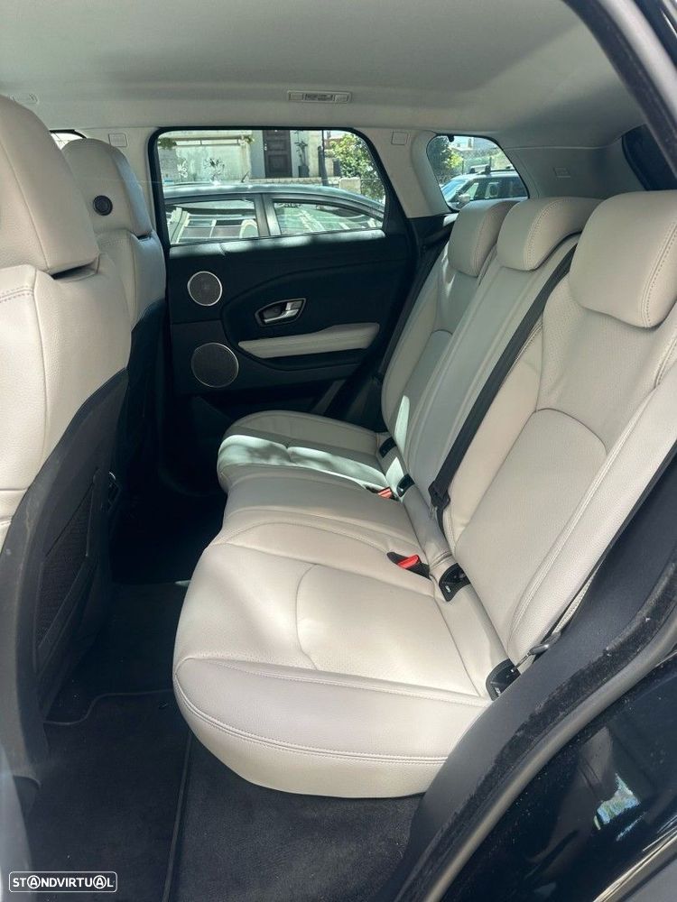 Land Rover Range Rover Evoque 2.0 D150 AWD R-Dynamic Auto - 14