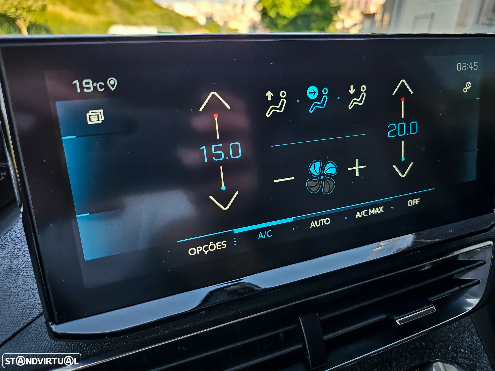 Peugeot 5008 1.5 BlueHDi Allure Pack EAT8 - 22