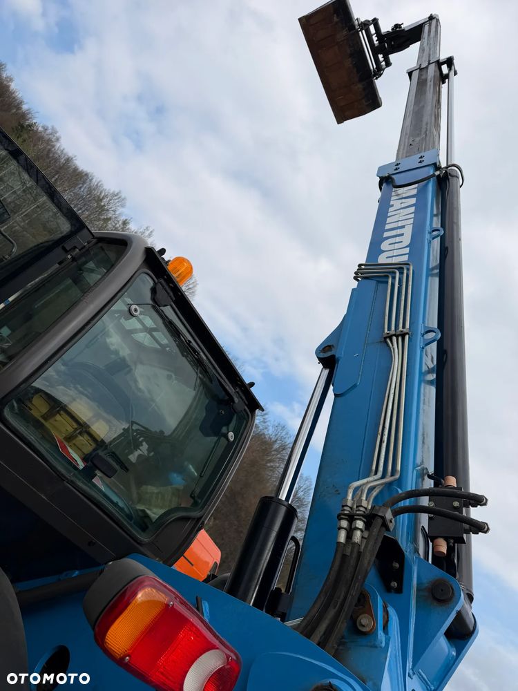 Manitou MT932 Ładowarka Teleskopowa 9m wysuw!  UDŹWIG 3,2 TONY! Przebieg 2600 mtg. jak Nowa z SALONU 2016 rok z Norwegii z Gospodarstwa rolnego! Silnik DEUTZ 110 km. Aktualne Serwisy w Dekra. Nowy Model sterowane wszystko z 1 dżojstika. Widły i łyżka. Ani deka luzu czy wycieku. OKAZJA! Jazda REWERS + 4 biegi. Skręt 3 tryby. - 14