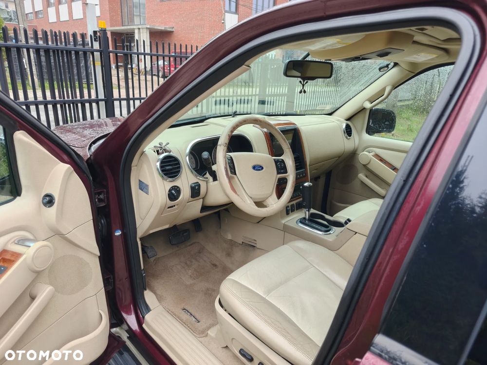 Ford Explorer 4.6 4WD - 14