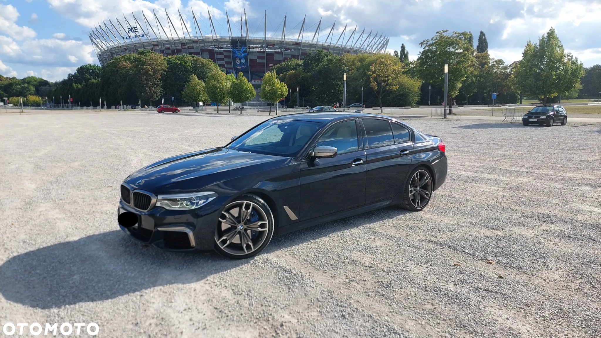 BMW Seria 5 M550i xDrive sport - 2
