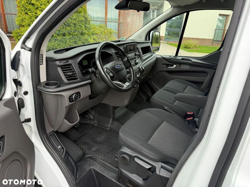 Ford Transit Custom - 23