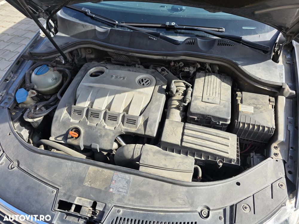 Volkswagen Passat 2.0 TDI Highline DPF - 10