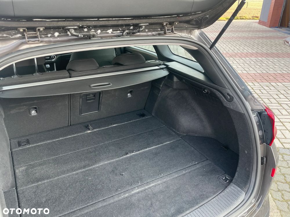 Hyundai i30 blue 1.6 CRDi Passion - 19