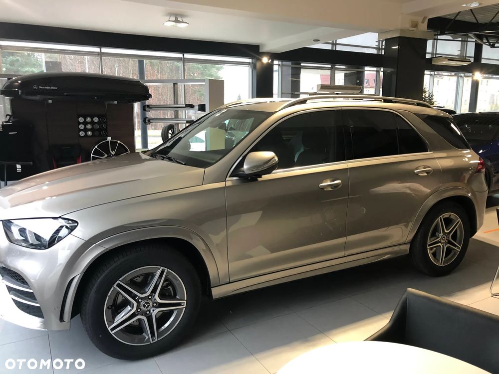 Mercedes-Benz GLE - 1