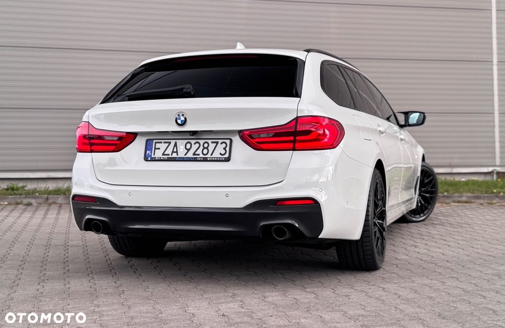 BMW Seria 5 520d Touring M Sport Edition - 7