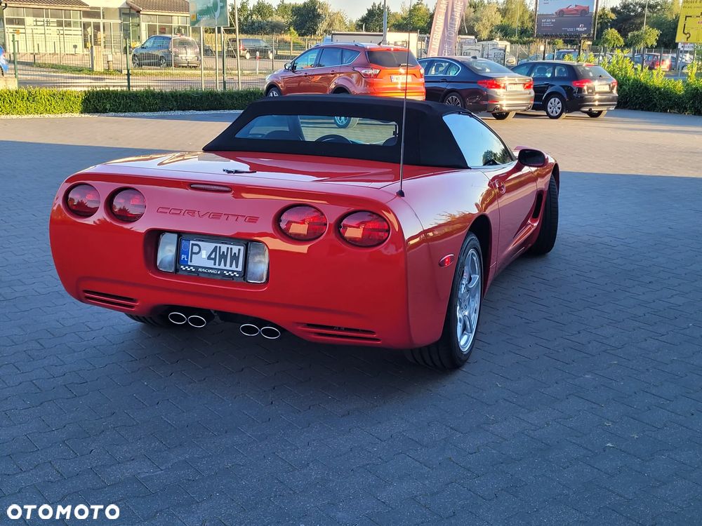 Chevrolet Corvette - 8