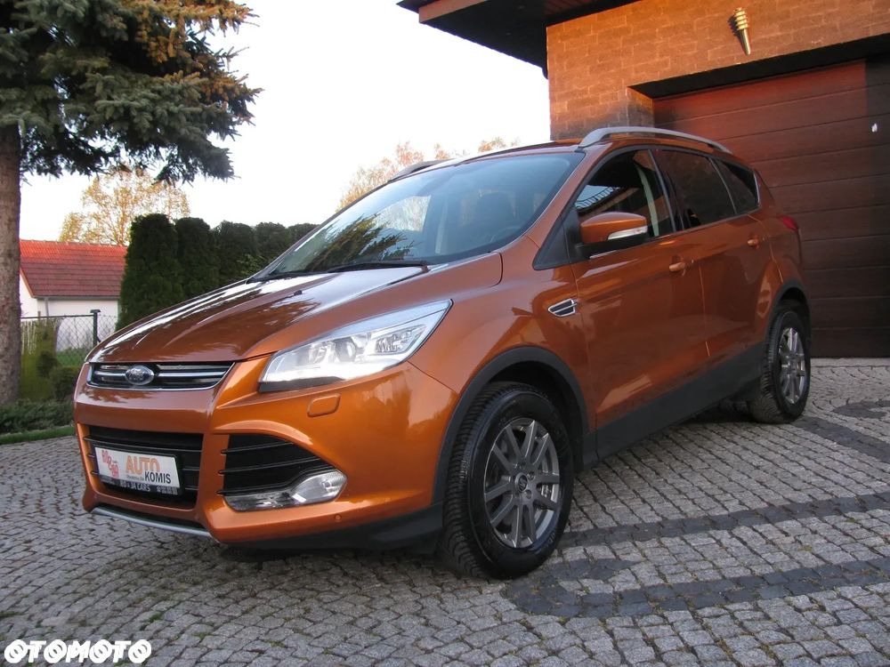Ford Kuga 2.0 TDCi 2x4 Titanium - 3