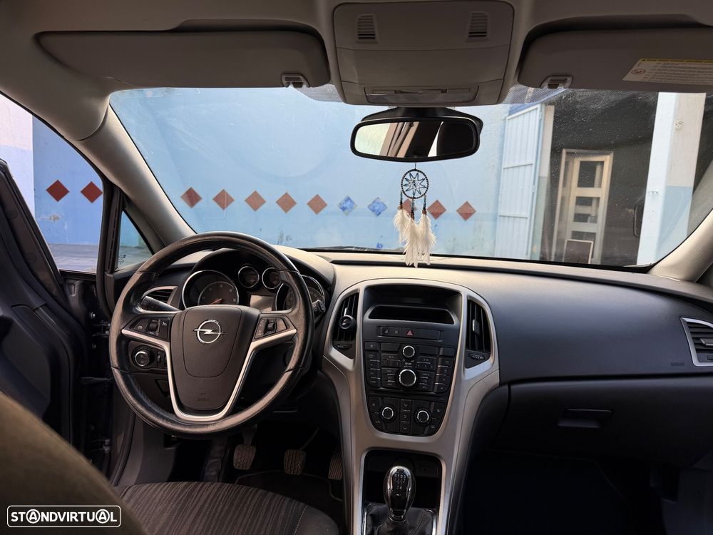 Opel Astra 1.3 CDTI Cosmo - 26