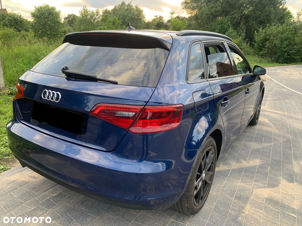 Audi A3 Sportback 1.6 TDI ultra Attraction - 16