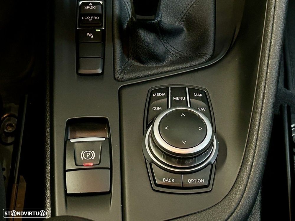 BMW X1 18 i sDrive Line Sport - 34