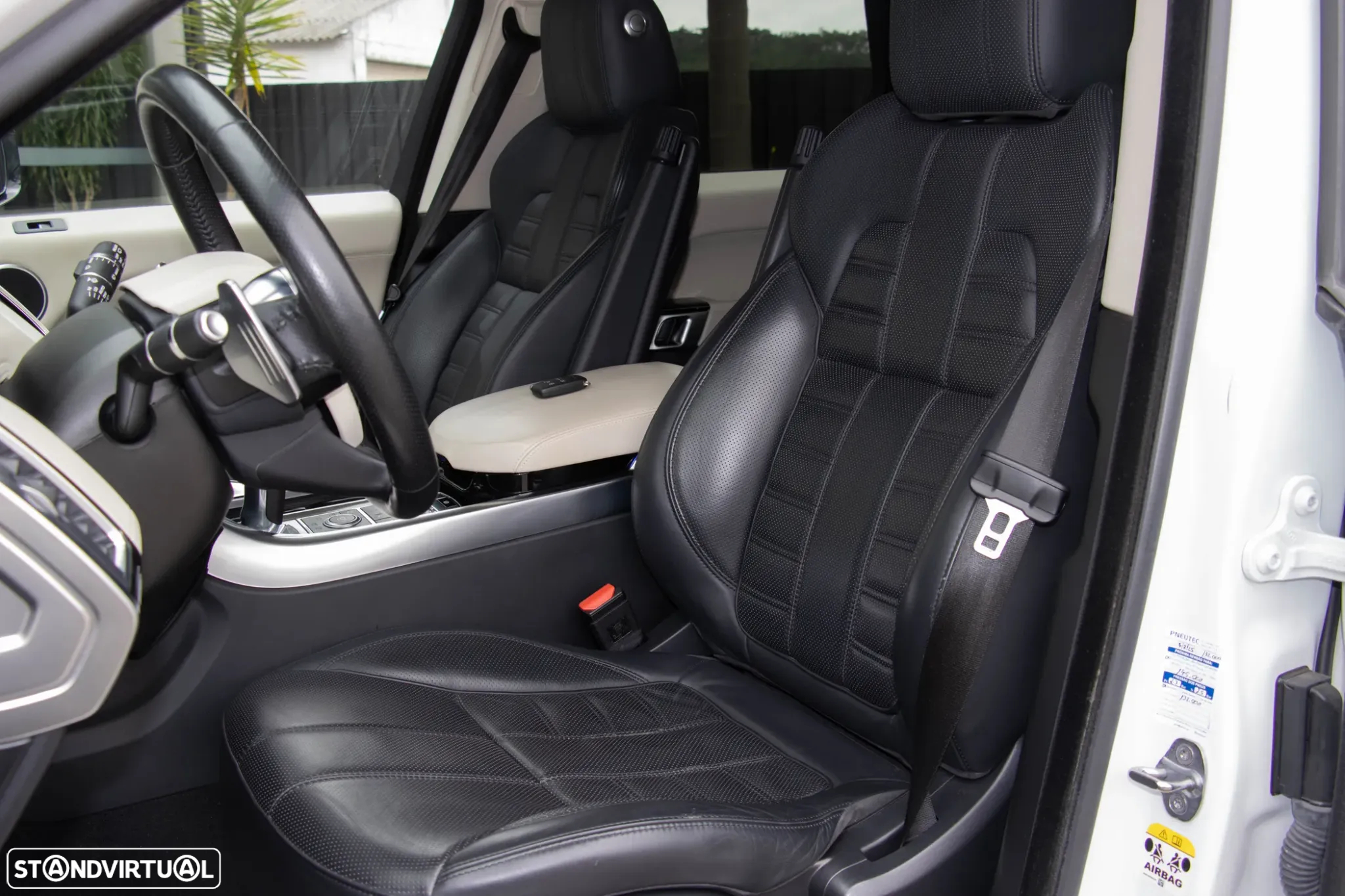 Land Rover Range Rover 4.4 SDV8 Autobiography - 46