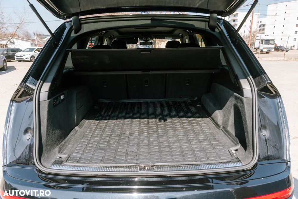 Audi Q7 - 28