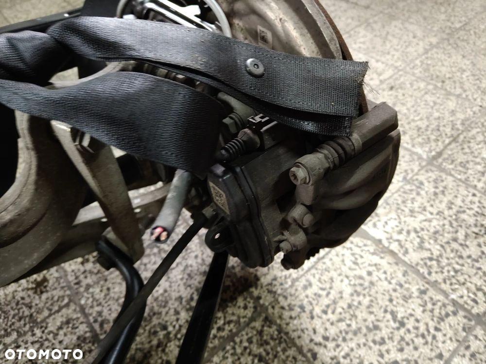 BELKA SANKI DYFER ZAWIESZENIE TYŁ 80A505235S AUDI Q5 II FY 80A 2.0 TDI - 6