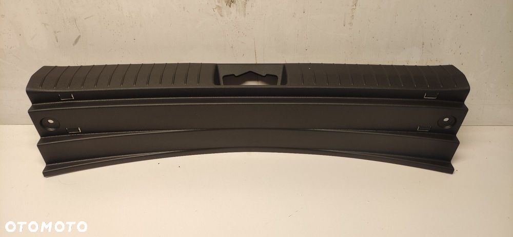 OSŁONA TYLNEGO PASA HYUNDAI KONA EV 85770-J9000 17-13 - 1