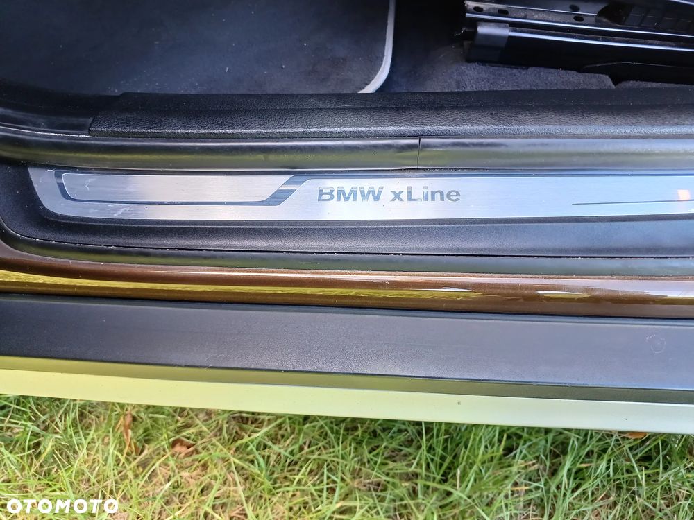BMW X1 sDrive18i xLine - 11