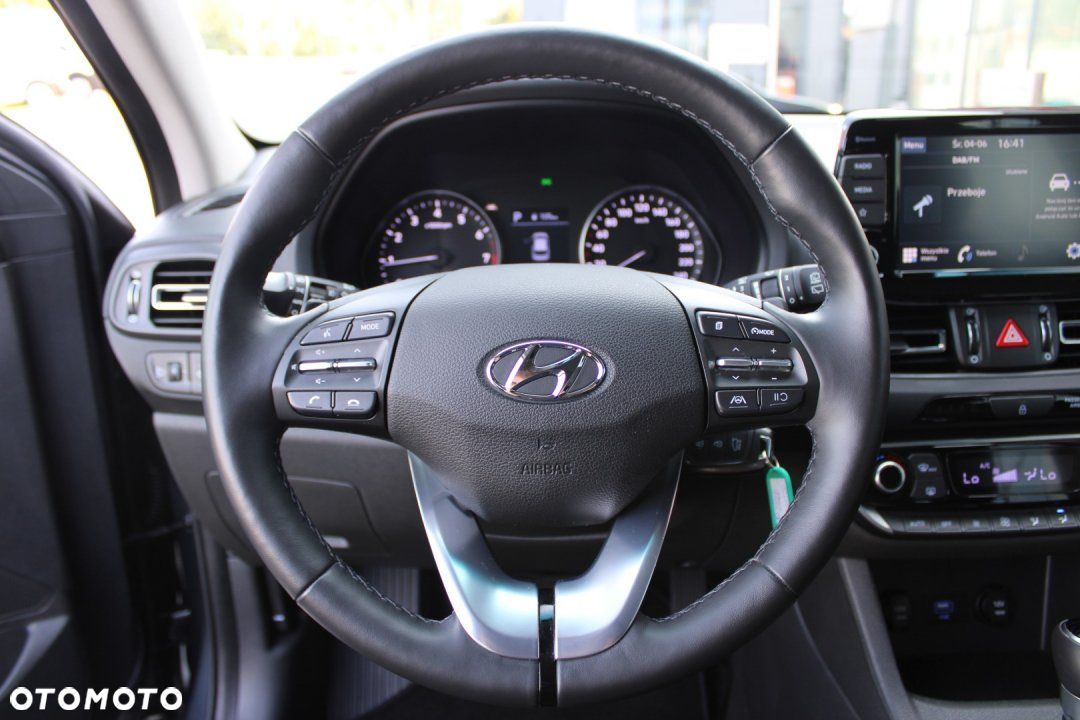 Hyundai i30 - 24
