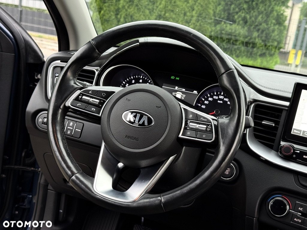 Kia XCeed - 20