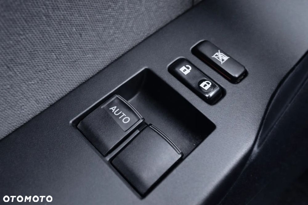Toyota Auris 1.33 VVT-i Active - 10