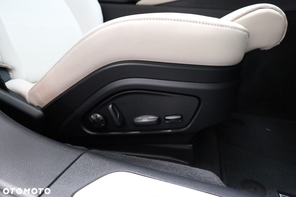 Porsche Panamera - 23