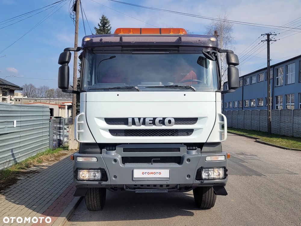 Iveco TRAKKER 260T36 6x4 // HIAB 288 6 WYSUWÓW na 16m // PILOT HDS RADIOWY // MOCNY ŻURAW DUŻY DŹWIG // KLIMA BLOKADY TERENOWE // HAK DO PRZYCZEPY ZACZEP - 16