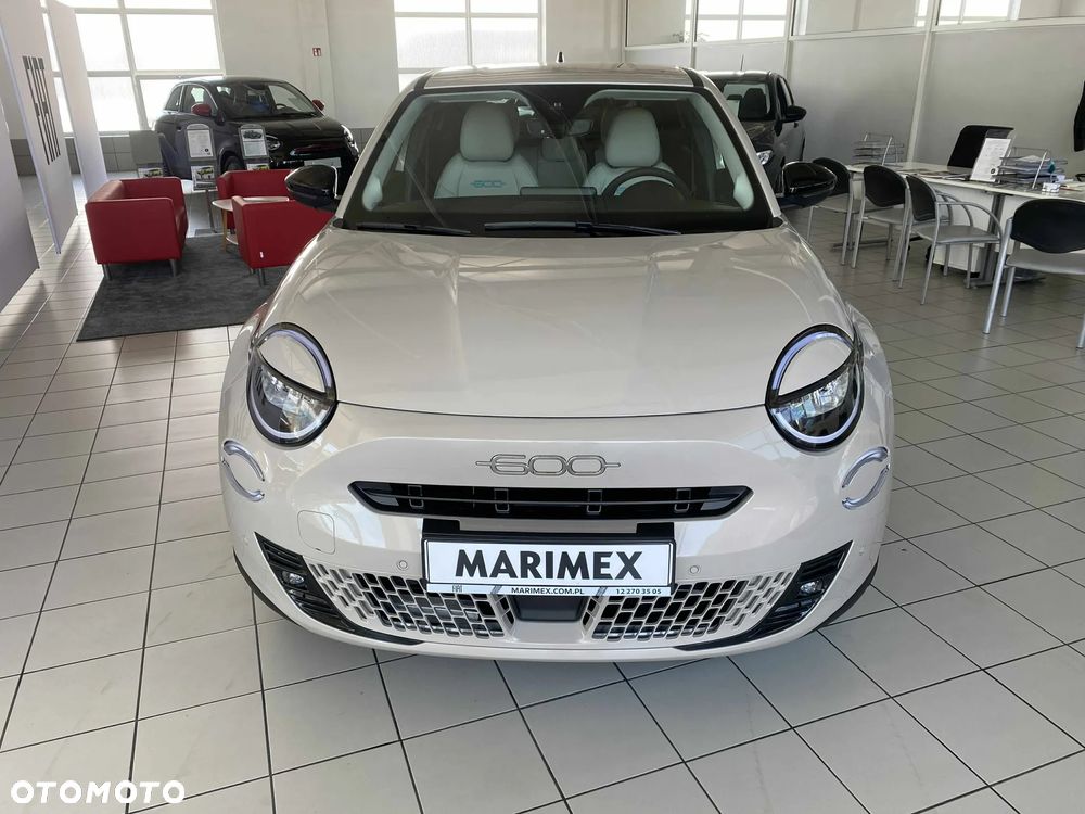 Fiat 600 1.2 Turbo Hybrid La Prima eDCT - 3