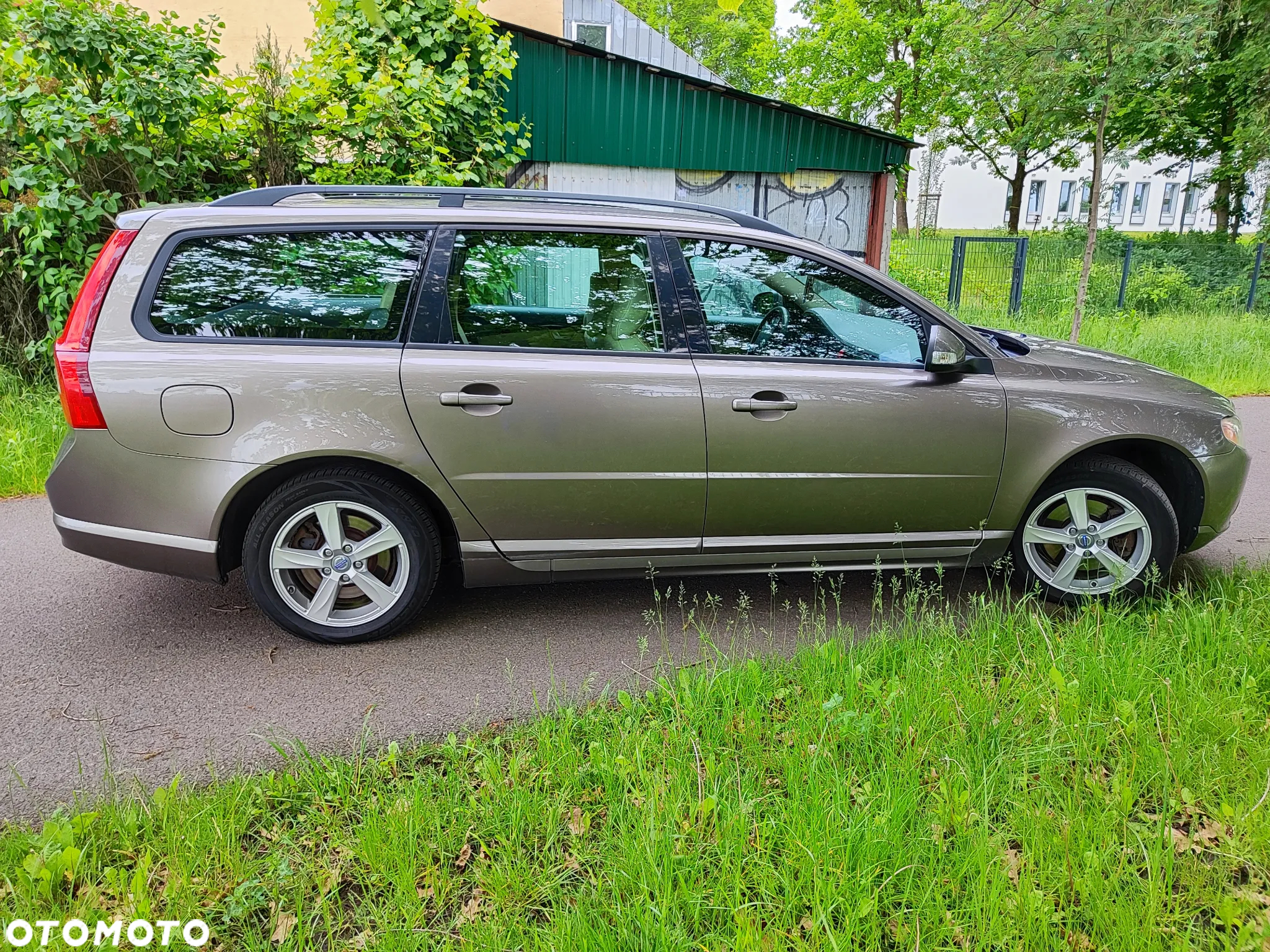Volvo V70 2.0D Momentum - 6