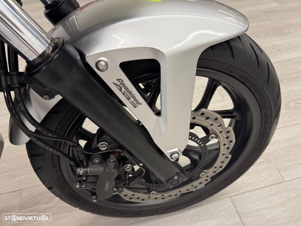 Honda NC700X - 9