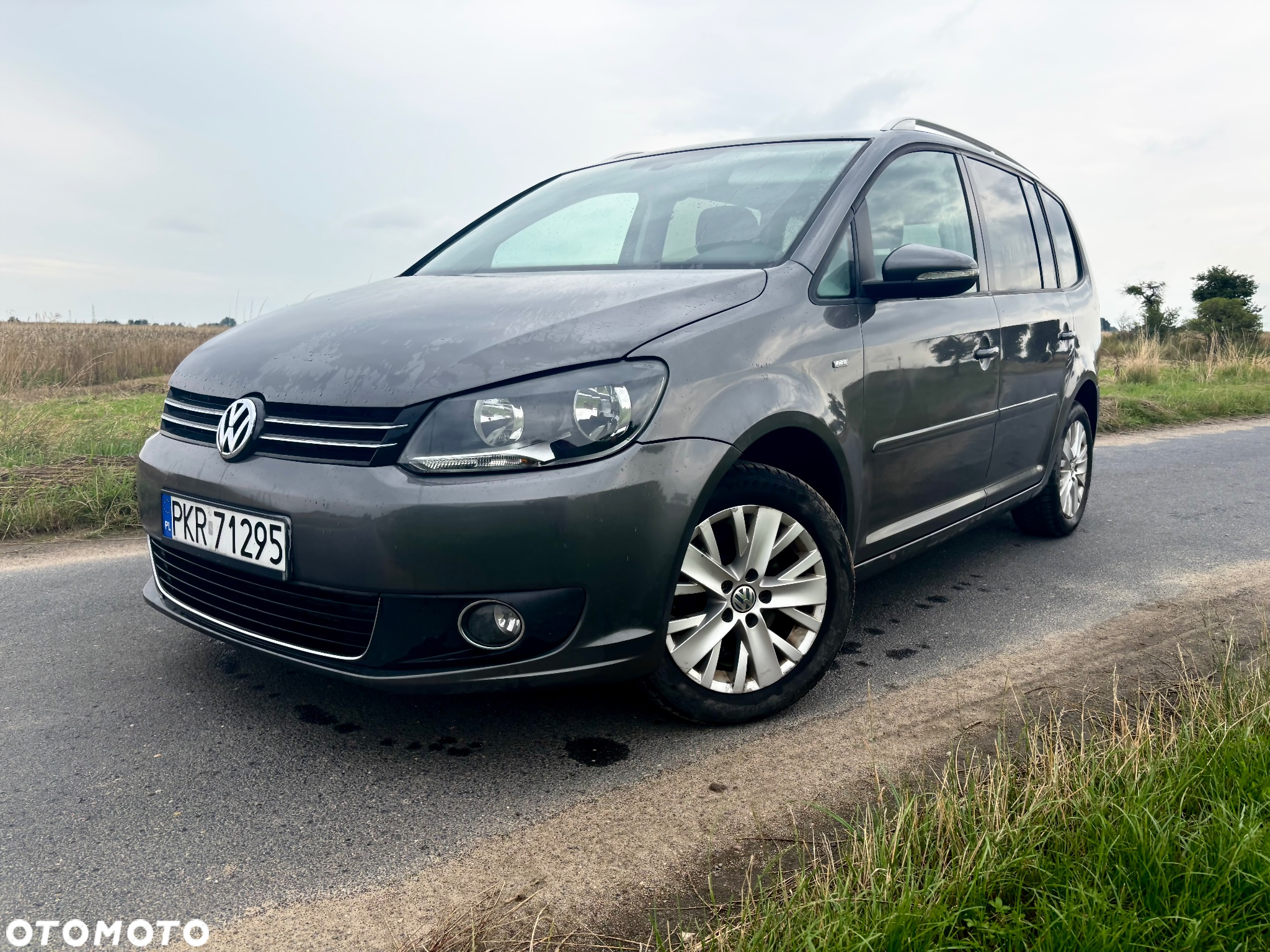 Volkswagen Touran 1.6 TDI DPF Life - 2