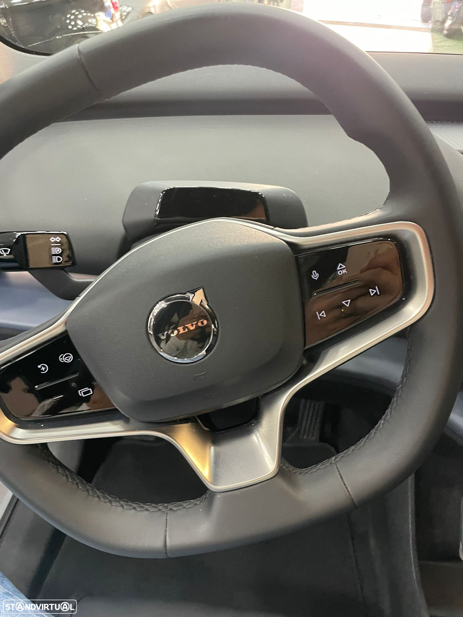 Volvo EX30 51 kWh Single Motor Core - 6