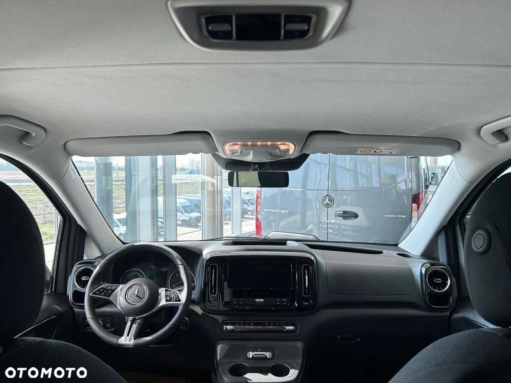 Mercedes-Benz Vito Tourer - 12