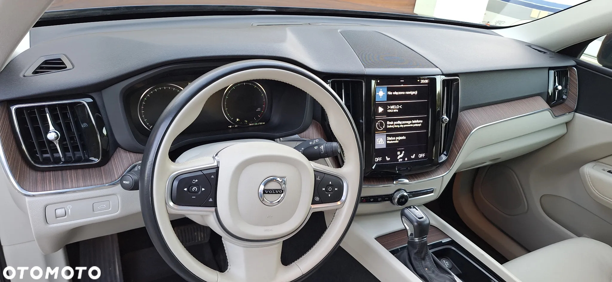 Volvo XC 60 - 4