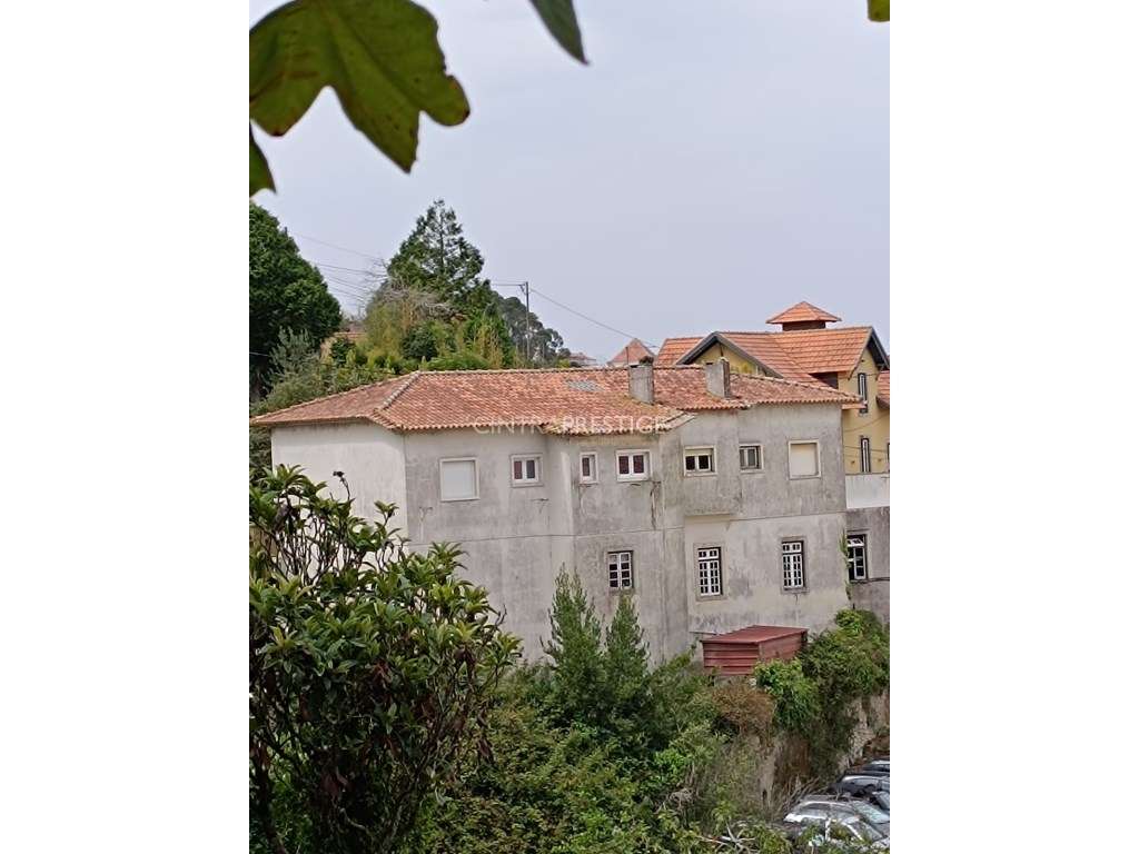 Sintra Prédio, de apartamentos, comercio, garagens e terreno para c... - Grande imagem: 2/18