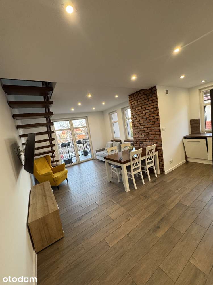 Dwupoziomowy Apartament 3 pokoje balkon taras piwnica parking Tarninów
