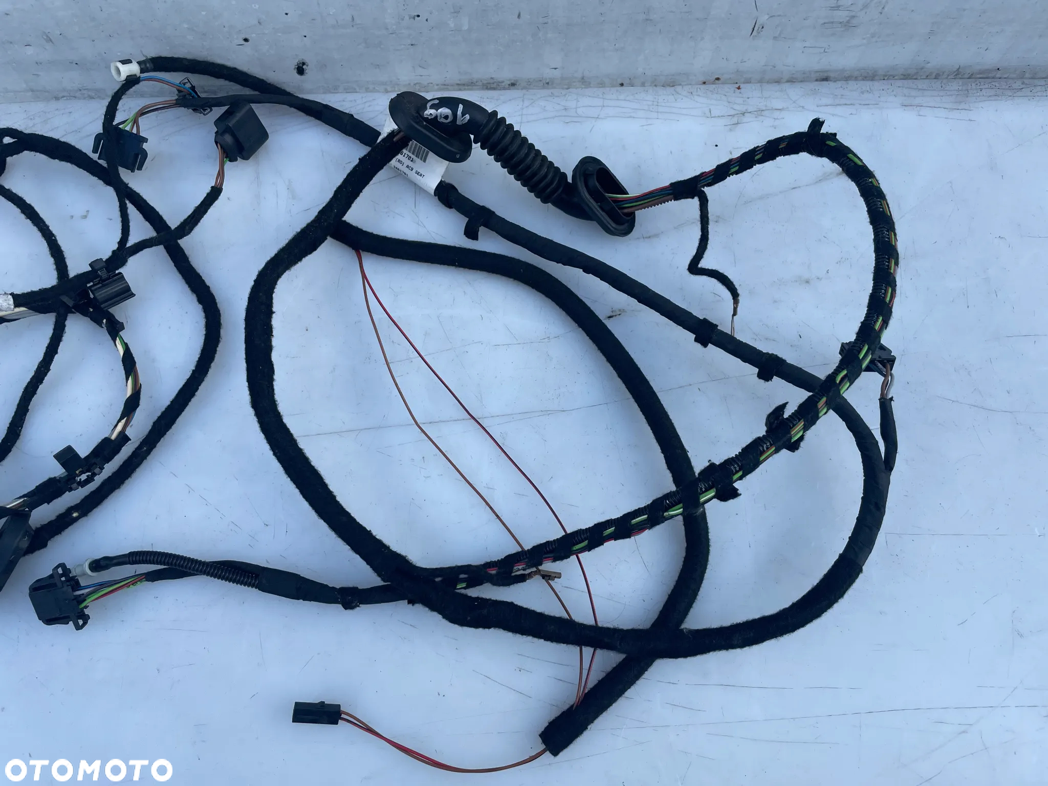 WIĄZKA INSTALACJA KLAPY TYŁ BAGAŻNIKA SEAT LEON II 1P0971145A 1P0971147B - 2