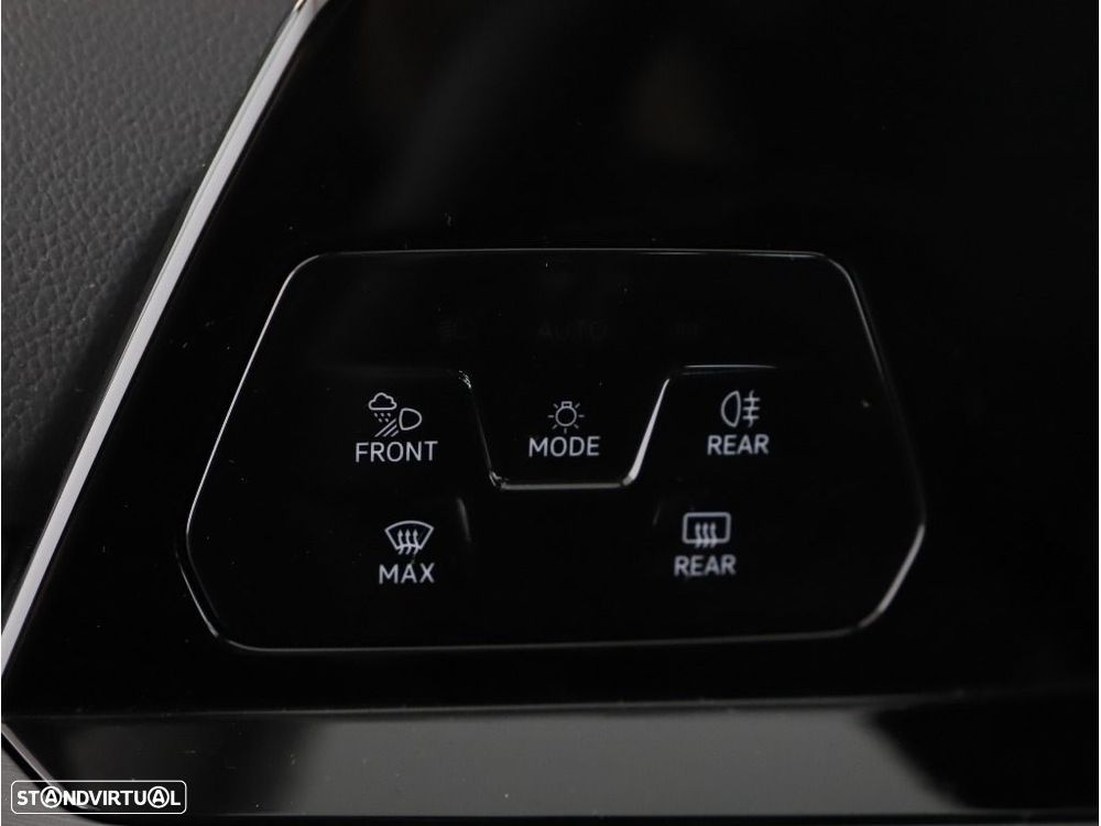 VW Golf Variant 1.5 eTSI Style DSG - 28