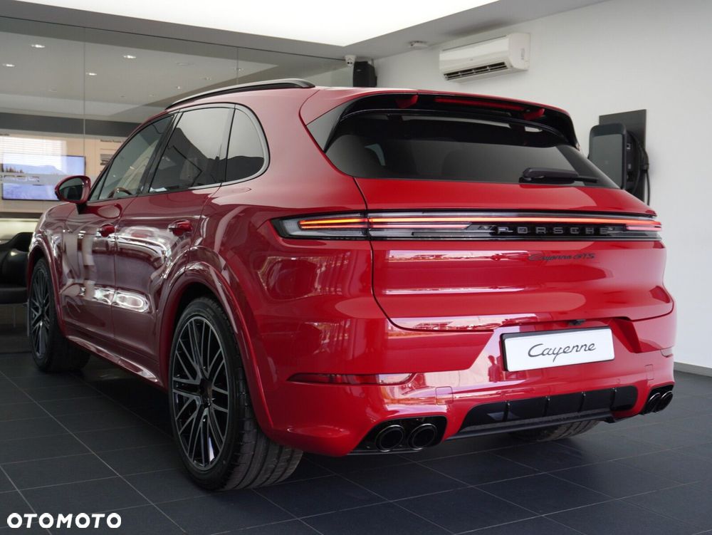 Porsche Cayenne GTS - 17