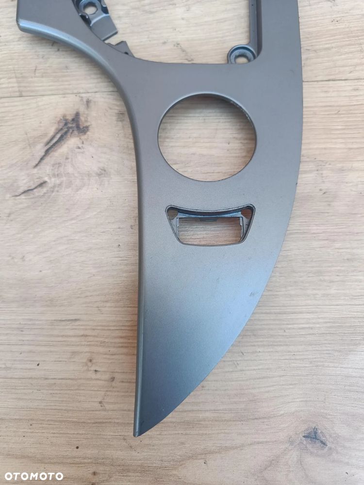 BMW E60 E61 DEKOR LISTWA KONSOLI RAMKA TUNELU KOKPITU EU - 2