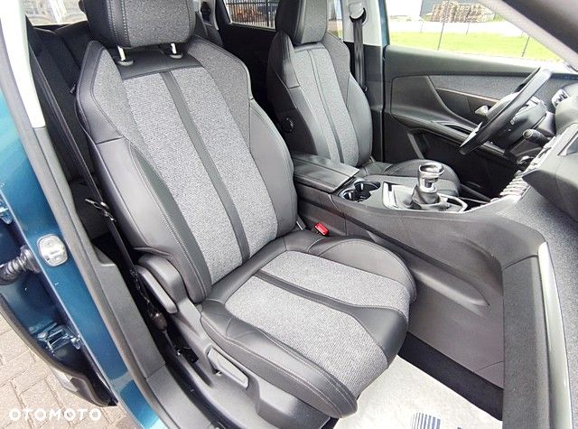 Peugeot 5008 1.2 PureTech Active S&S - 24