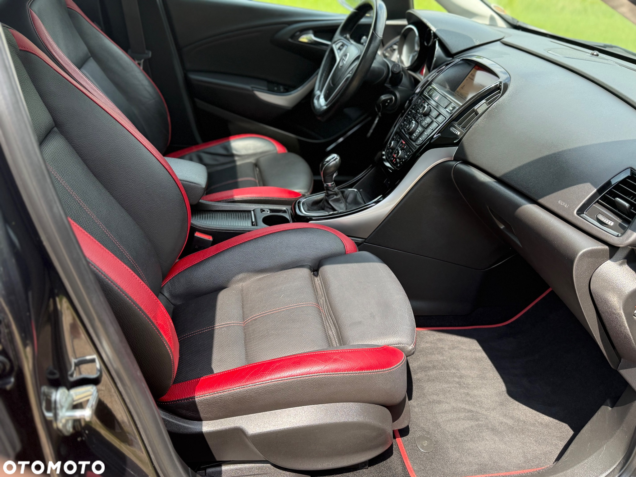 Opel Astra 2.0 BiTurbo CDTI DPF ecoFLEX SportsTourer St - 15