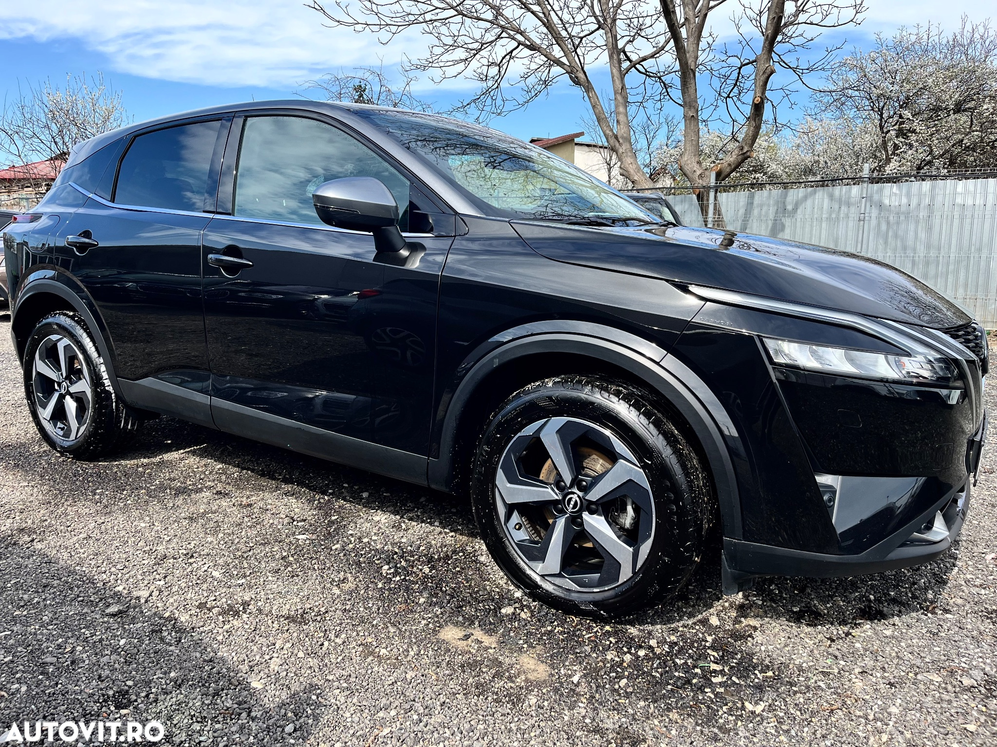 Nissan Qashqai 1.3 l Mild-Hybrid X-Tronic N-Connecta - 10