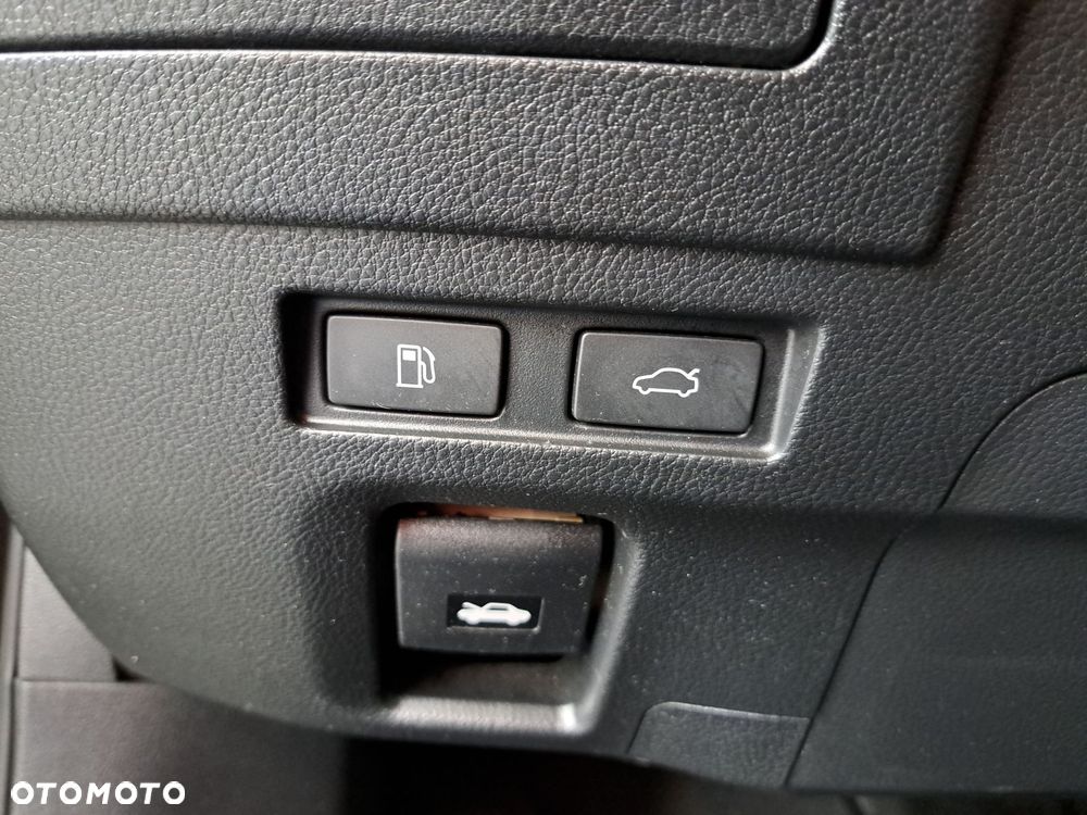 Lexus ES 300h Business Edition - 36