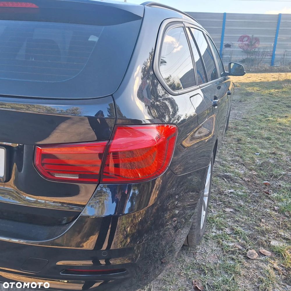 BMW Seria 3 320d Luxury Line sport - 15