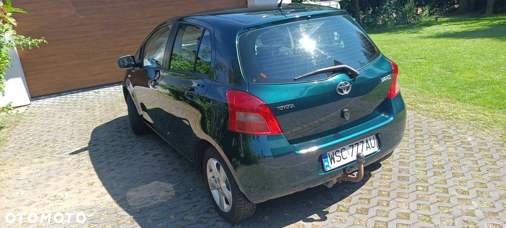 Toyota Yaris - 8